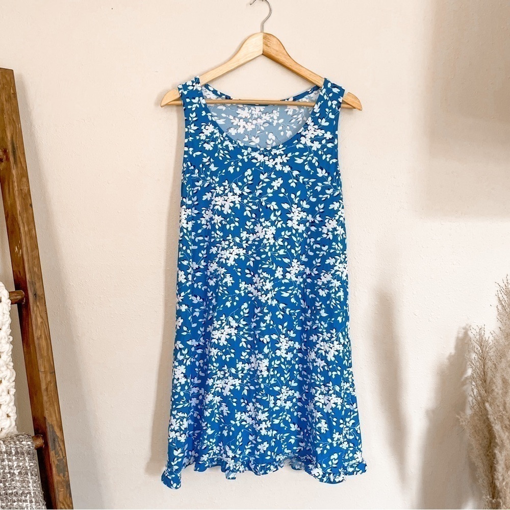 Draper James Sleeveless Ruffle Hem Blue & White dress, size S/M